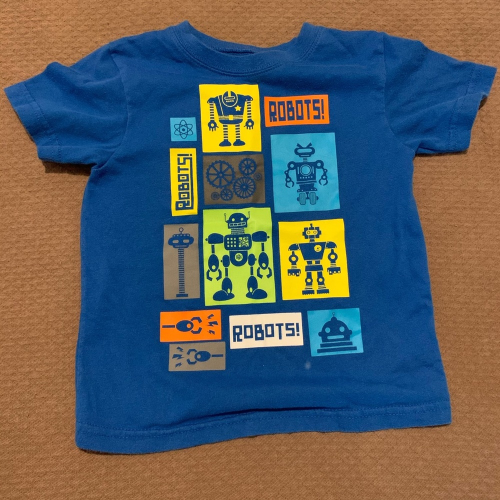 🚨Size 4T boy’s tee